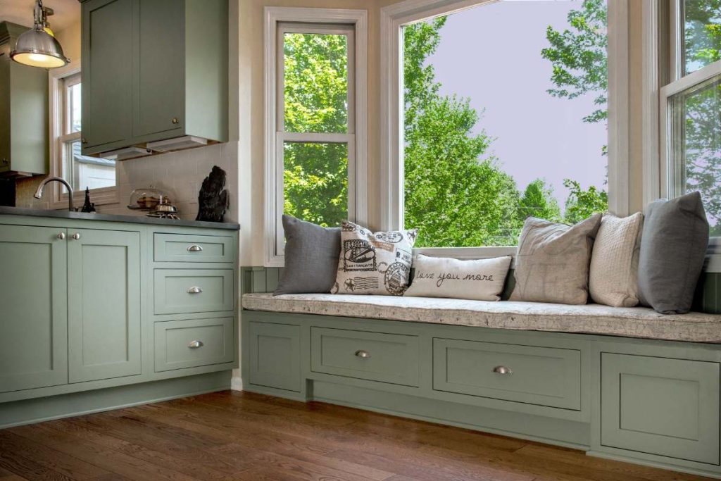 Bay window seat and storage