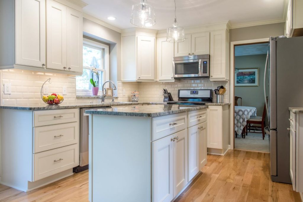 Okemos kitchen remodel with island