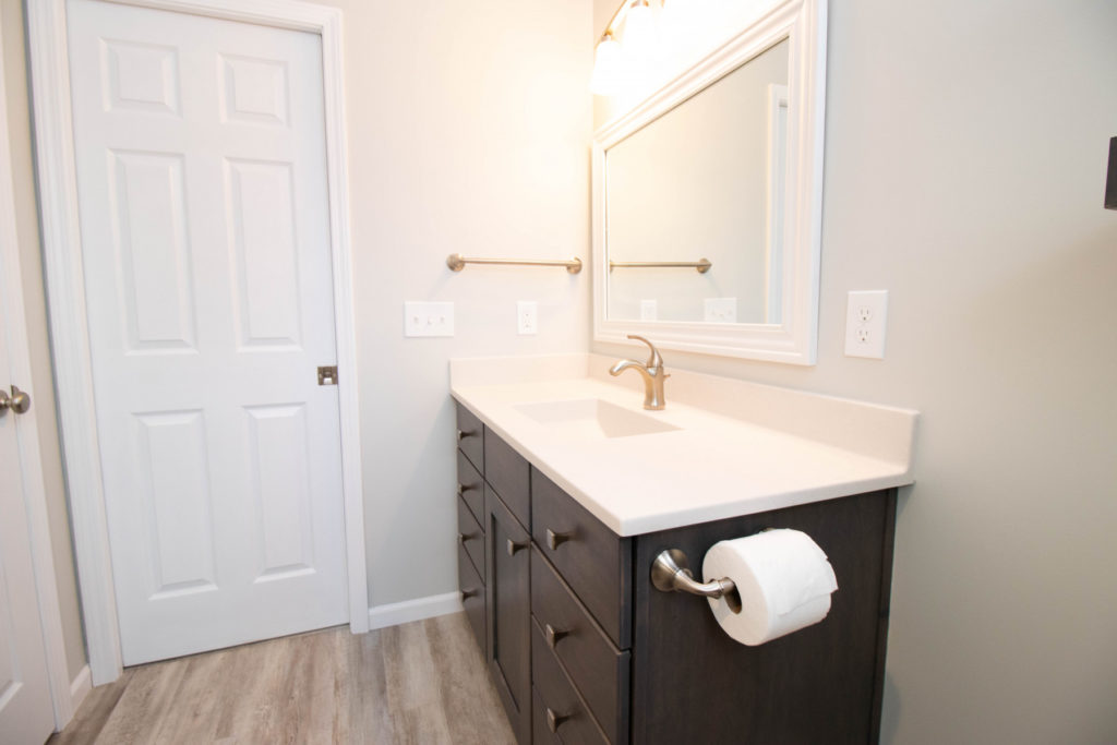 HoltBathroom-11