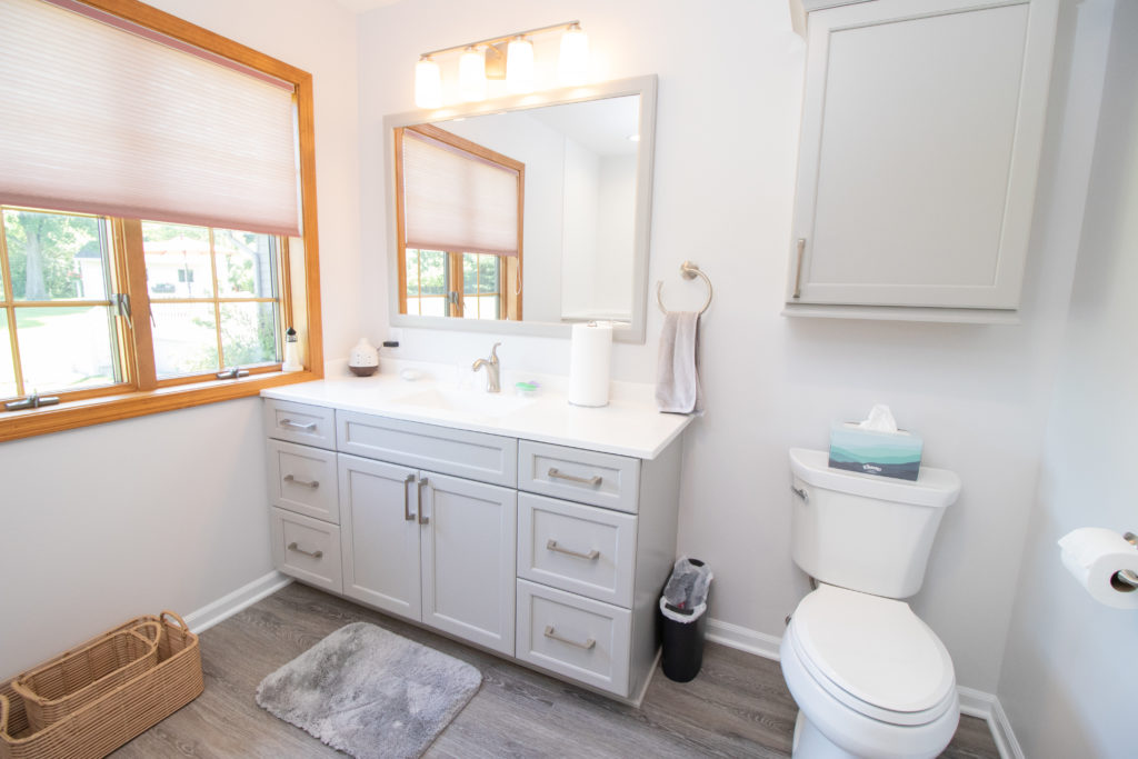 WilliamstonDoubleBath-8